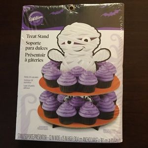 Wilton Mummy Treat Cupcake Stand NWT